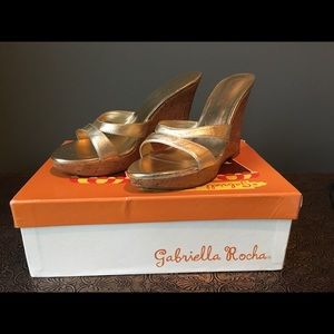 👡Gold and cork wedge sandals 👡 Gabriella Rocha